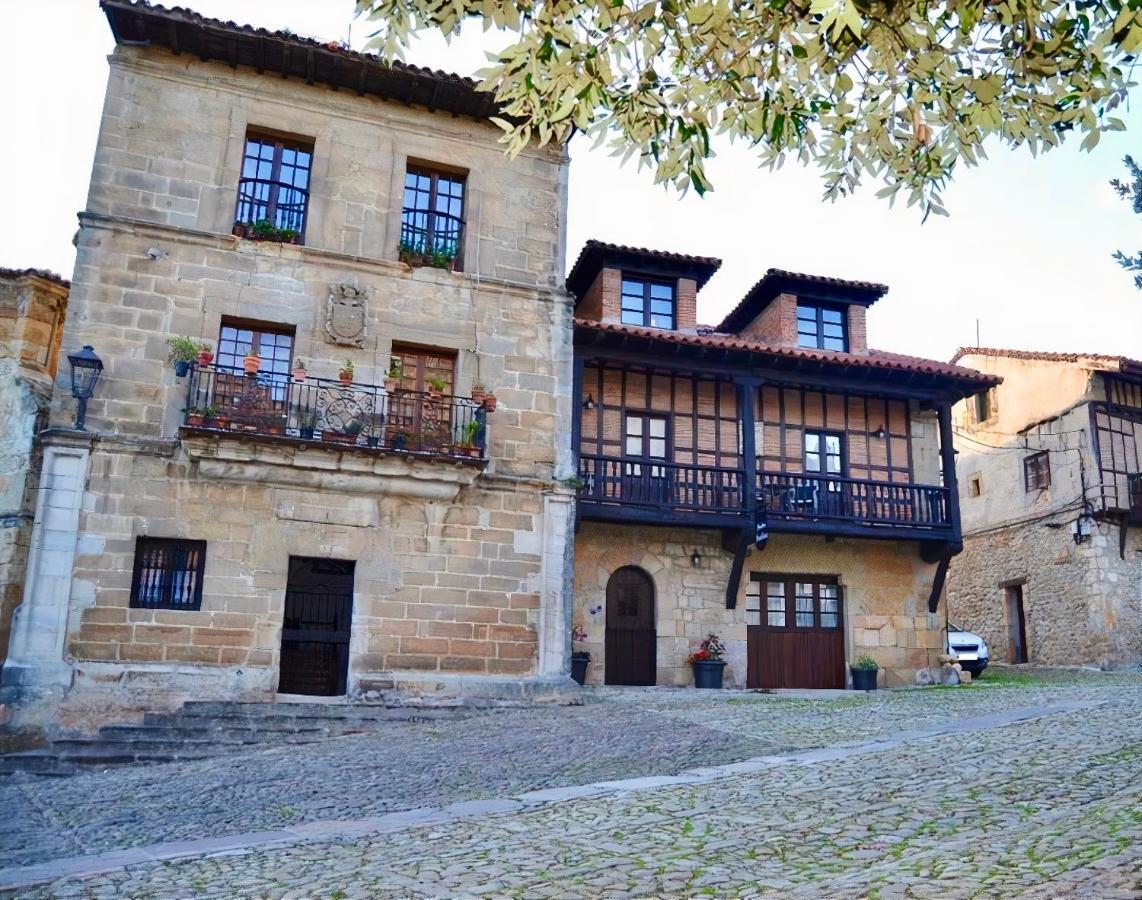 Akla Suites Con Jacuzzi Santillana Santillana del Mar Exteriör bild