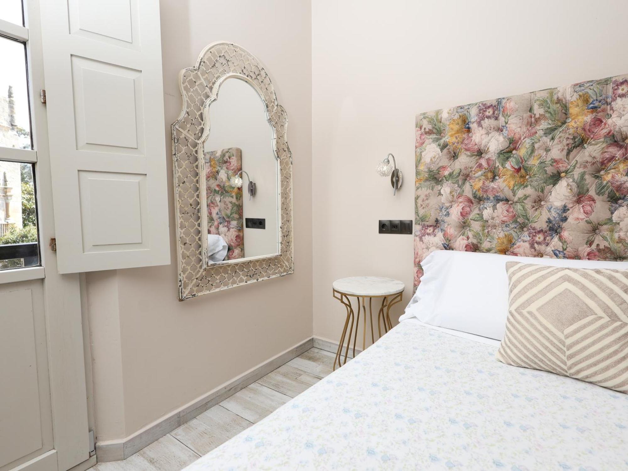 Akla Suites Con Jacuzzi Santillana Santillana del Mar Exteriör bild
